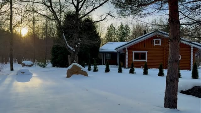 Miks tasub kevadel sauna minna?

💡 3 peamist põhjust:
1️⃣ Detoks pärast talve – saun aitab puhastada organismi ja kiirendada ainevahetust.
2️⃣ Energia taastamine – temperatuurikontrast ergutab ja annab jõudu.
3️⃣ Kevad on muutuste aeg! Lõdvesta end saunas, paranda tuju ja vähenda stressi.

📅 Proovi seda omal käes ja broneeri kevadine puhkus Saunakülas: 👉 saunakula.ee

#saunaküla #puhkuslooduses #eestiloodus #broneerinüüd #rahulikpuhkus