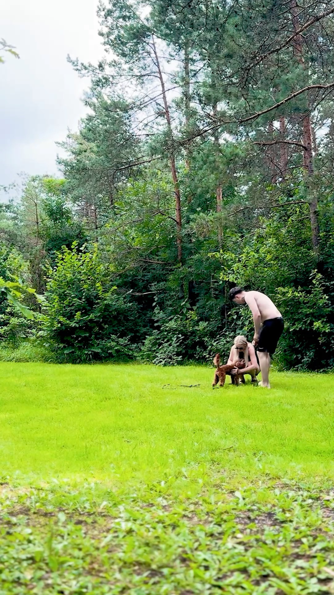 Saunaküla rahvas teab, et lemmikloom on osa perest ja väärib samuti puhkust!

Meie juures saad:
🌿 Jalutada koos neljajalgse sõbraga metsaradadel
🏞 Mängida avaral murualal
🏕 Lõõgastuda terrassil, muretsemata ohutuse pärast

✨ Privaatne ala, palju ruumi ja värske õhk ehk kõik mis vaja ideaalseks puhkuseks koos oma karvase kaaslasega.

📅 Broneeri puhkus, kuhu on oodatud kogu pere 👉 saunakula.ee
📧 sauna@saunamaailm.ee
📞 +372 55 000 75

#saunaküla #lemmikloomaga #puhkuslemmikuga #koeragaeestisse #perepuhkus