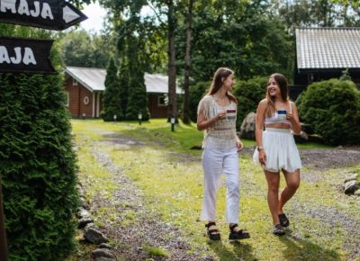 Puhkus sõbrannadega